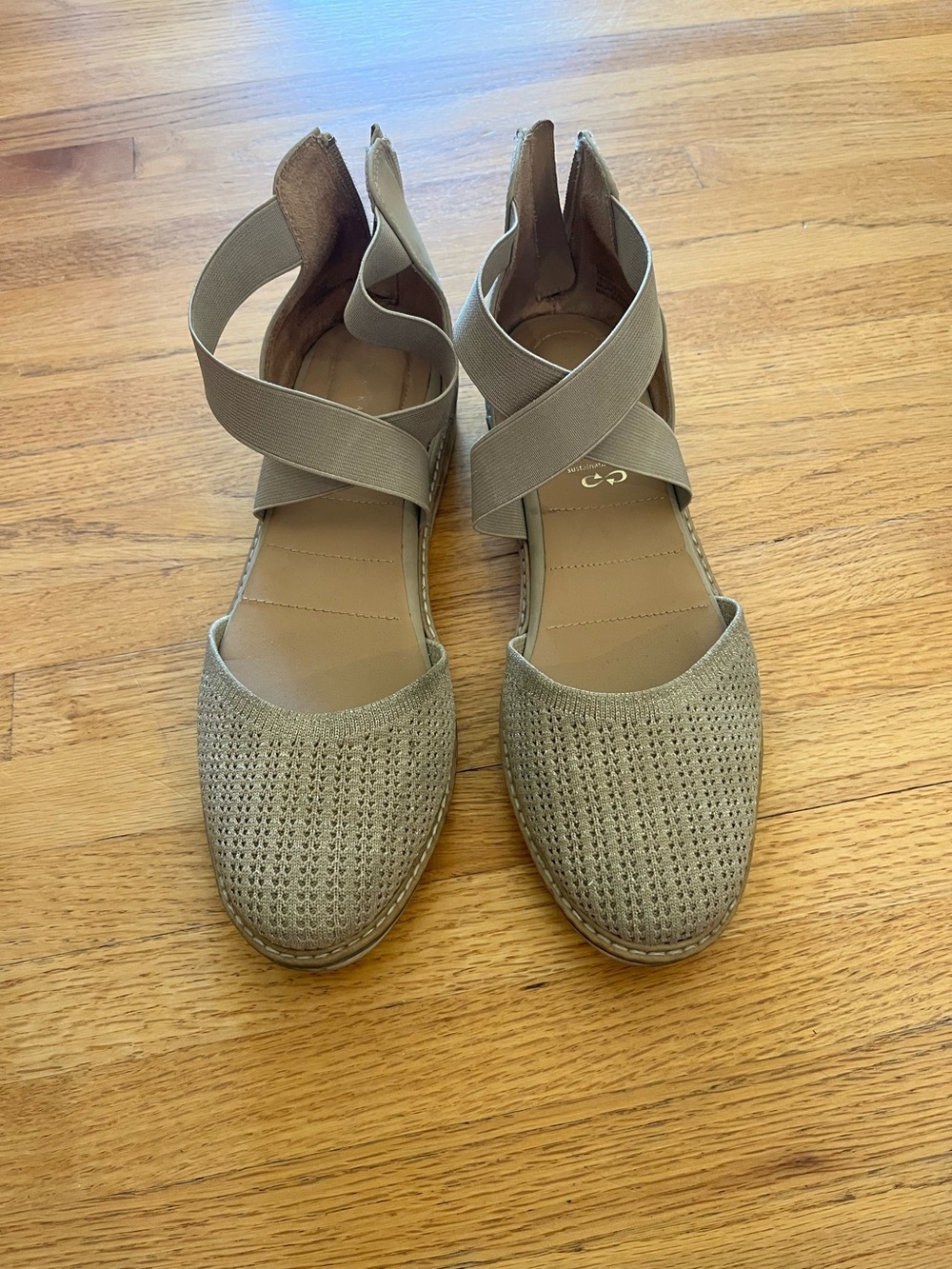 Women's Taupe Crisscross Espadrille Flats - size 10